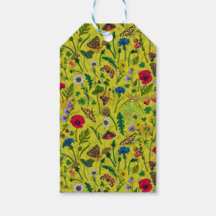 Wild flowers and moths on green gift tags