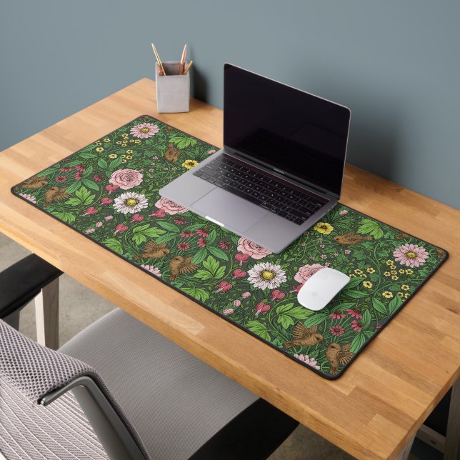 Wild garden in green desk mat (Office 2)