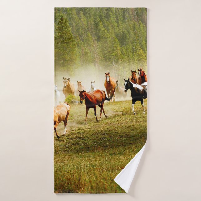 Wild Horses Bath Towel (Bath Towel)