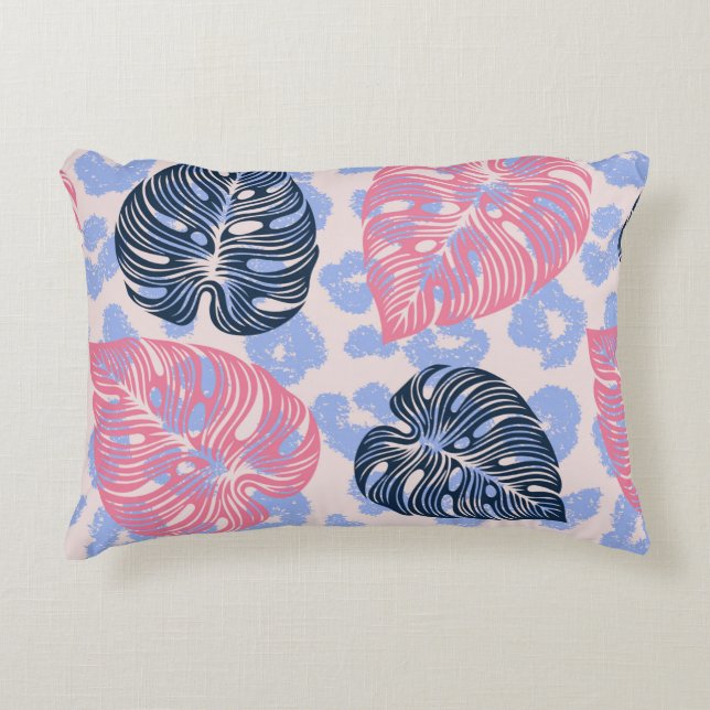 Wild jungle seamless pattern,background with hand  accent pillow (Front)
