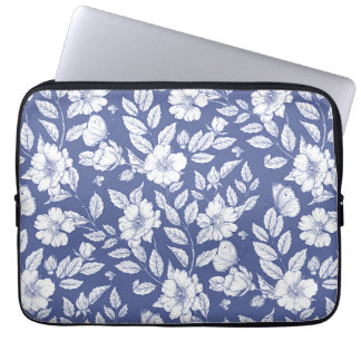 Wild Roses Laptop Sleeve
