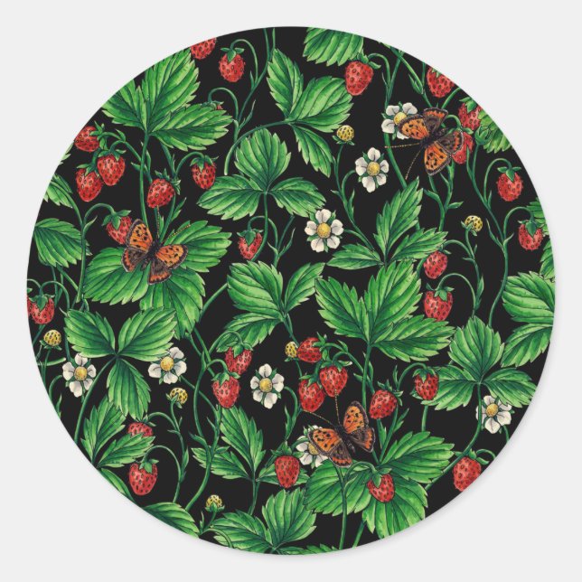 Wild strawberries on black classic round sticker (Front)