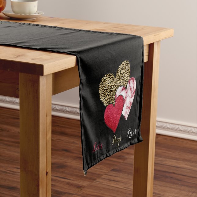 Wild valentine  short table runner (In Situ)