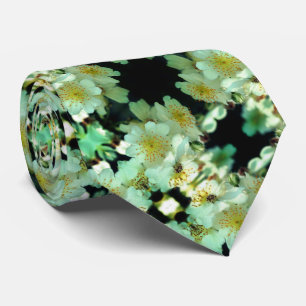Wild White Rambling Roses Floral Pattern        Tie