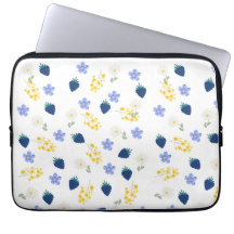 Wildflower & Blackberry Floral Pattern