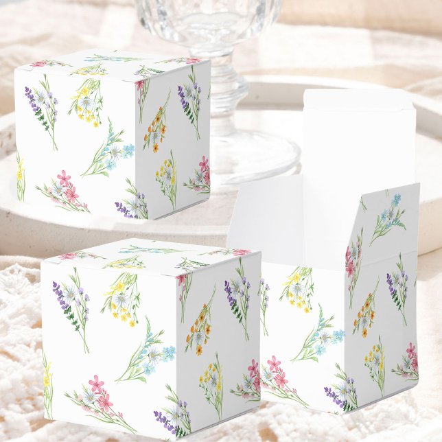 Wildflower Wedding Pretty Meadow Flower Favor Box (Favor Boxes from the Wildflower Meadow wedding collection by Darling & May)