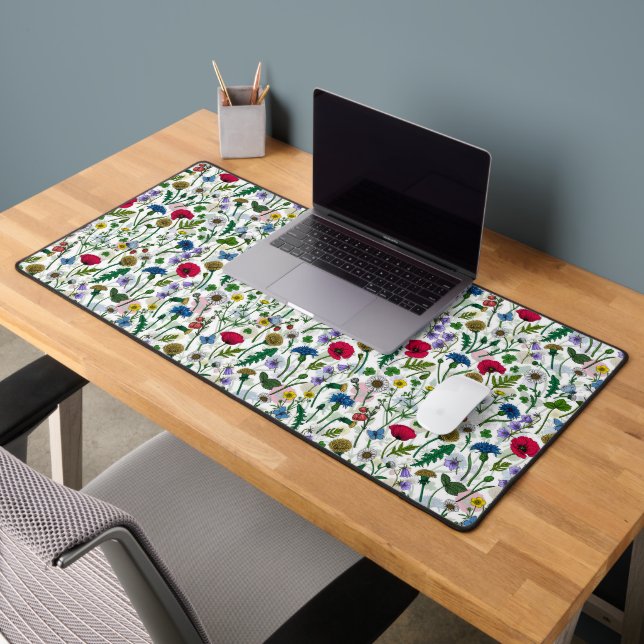 Wildflowers on off white desk mat (Office 2)