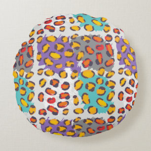 Wildlife animal pattern round pillow