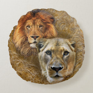 Wildlife- Lion & Lioness Round Pillow