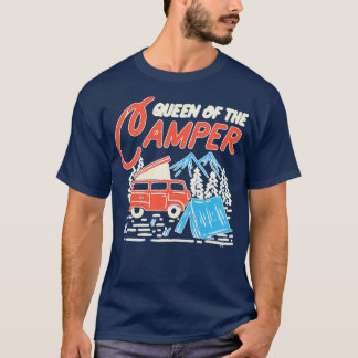Wildlife Nature Queen Of The Camper T-Shirt