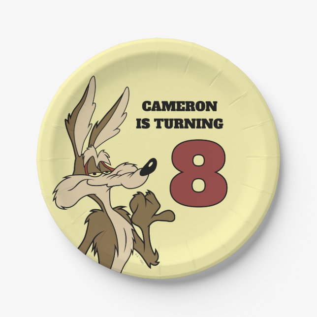 WILE E. COYOTE™ Looking Proud Paper Plate (Front)