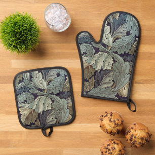 William Morris Acanthus Wallpaper Leaves Oven Mitt & Pot Holder Set