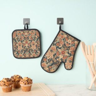 William Morris Antique Honeysuckle Floral Pattern Oven Mitt & Pot Holder Set