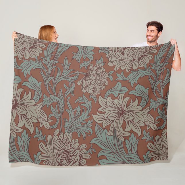 William Morris Chrysanthemum Pattern Fleece Blanke (In Situ)