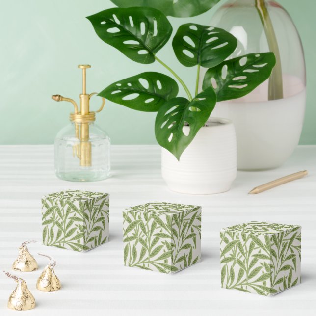 William Morris Green Floral Botanical Pattern Favor Box (Multiple)