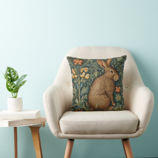 William Morris Inspiré Rabbit dans un Coussin fore