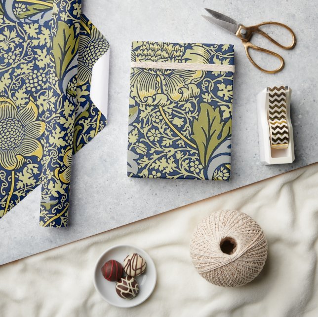 William Morris Kennet Floral Wallpaper Blue Wrapping Paper (Crafts)