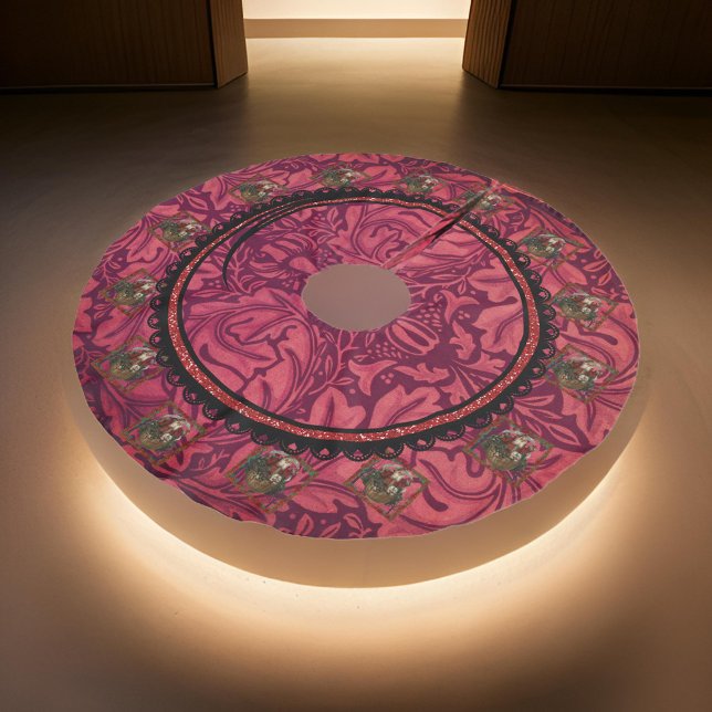 William * Morris Round Santa Claus Burgundy  Brushed Polyester Tree Skirt (Creator Uploaded)