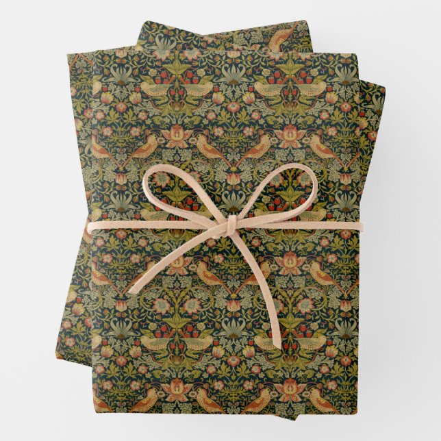 William Morris: Strawberry Thief Wrapping Paper (In situ)