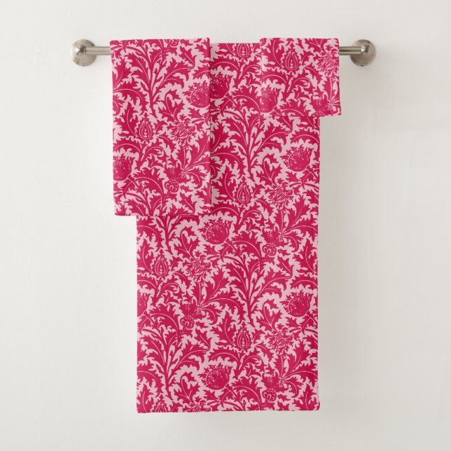 William Morris Thistle Damask, Fuchsia Pink Bath Towel Set (Insitu)