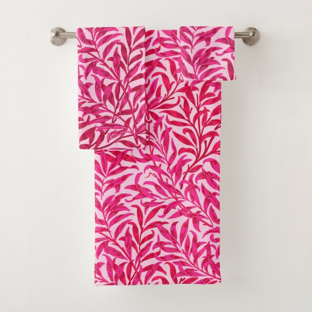 William Morris Willow Bough, Fuchsia Pink Bath Towel Set (Insitu)