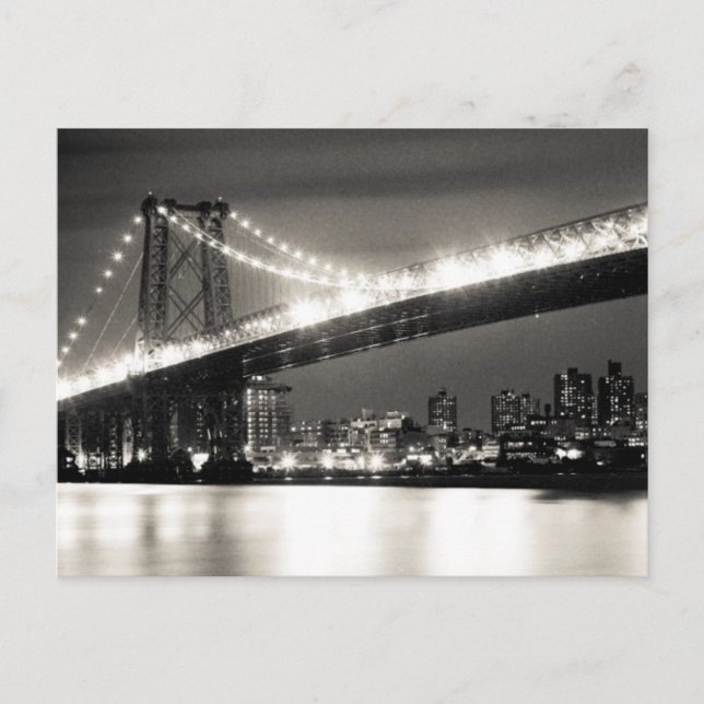 Williamsburg bridge in New York City at night Postcard (Front)