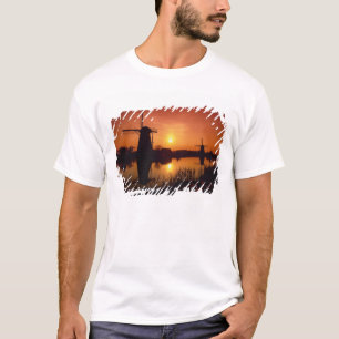 Windmills at sunset, Kinderdijk, Netherlands T-Shirt