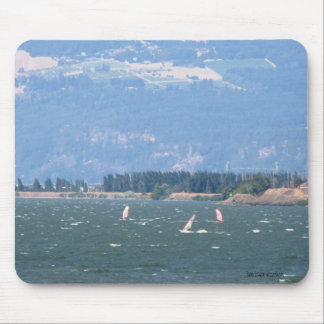 Windsurfing the Gorge Mousepad