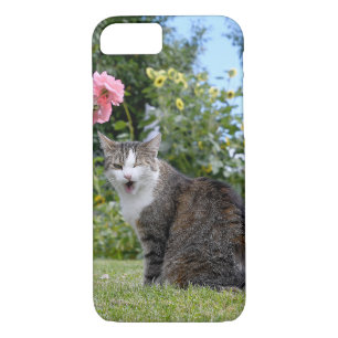 winking tabby cat on grass Case-Mate iPhone case