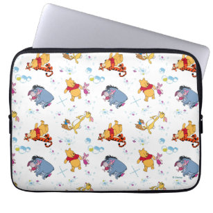 Winnie the Pooh   Hanging with Friends Pattern Laptop Sleeve