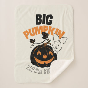 Winnie the Pooh   Little Piglet Big Pumkin Sherpa Blanket