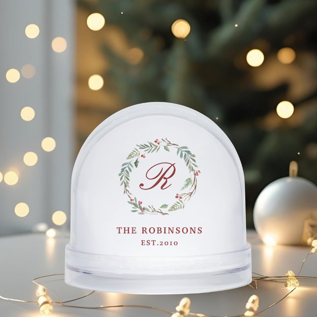 Winter Berry Wreath Family Name Monogram (Créateur téléchargé)