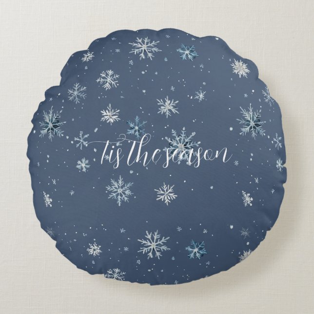 Winter Blue Silver Snowflakes Christmas Round Pillow (Front)