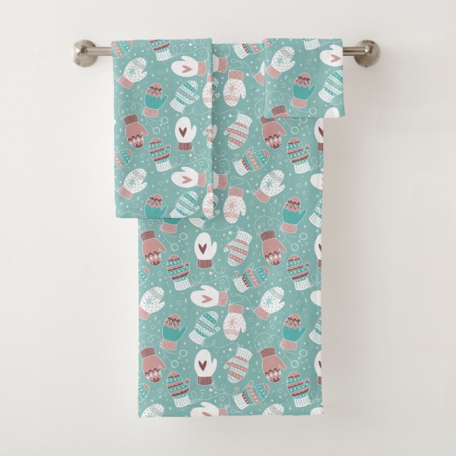 Winter Christmas Mittens Pattern in Mint Bath Towel Set (Insitu)