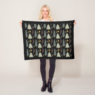 Winter Christmas Trees Pattern Woods Green Black Fleece Blanket