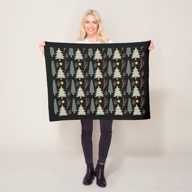 Winter Christmas Trees Pattern Woods Green Black Fleece Blanket (In Situ)