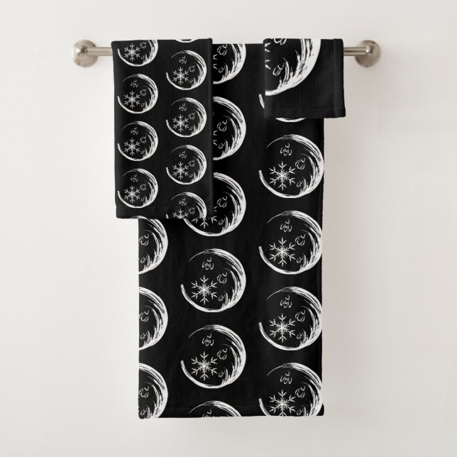 Winter Crest Bath Towel Set (Insitu)