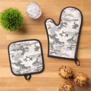 Winter Snow Grey Camouflage, Military, Army Oven Mitt & Pot Holder Set