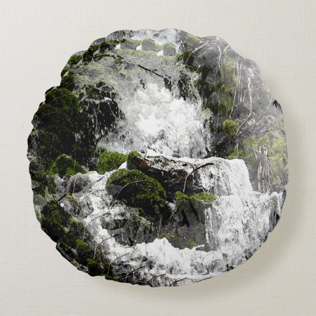 Winter waterfall...... round pillow (Front)