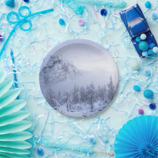 Winter wonderland, fog, spruce forest and mountain paper plate (Party)