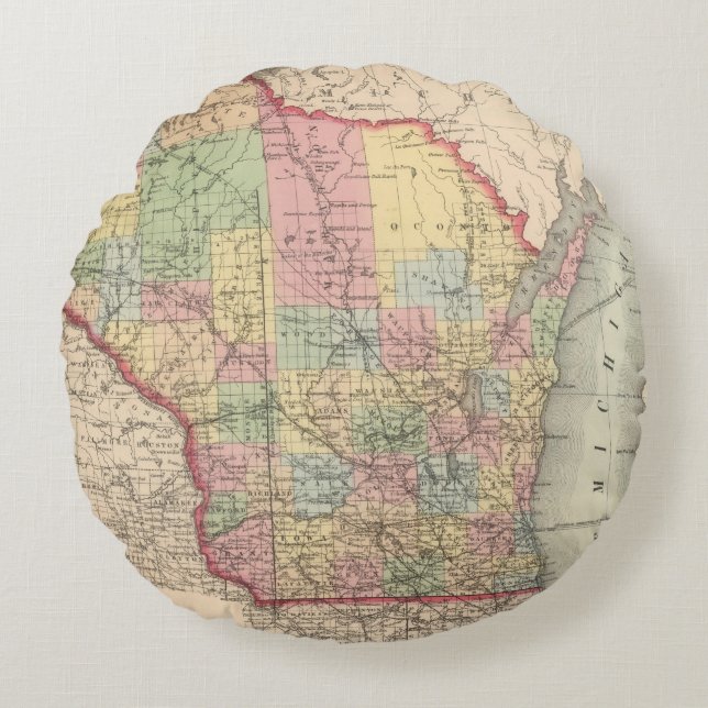 Wisconsin 7 round pillow (Front)