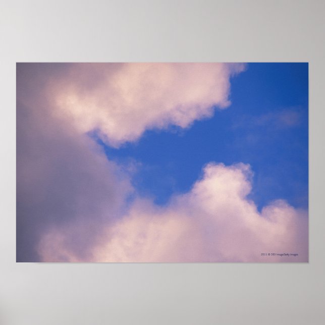 Wispy clouds against blue sky poster (Front)