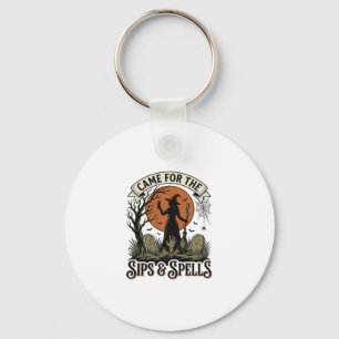 Witch Drinking Shirt Sips and Spells Vintage Hallo Keychain