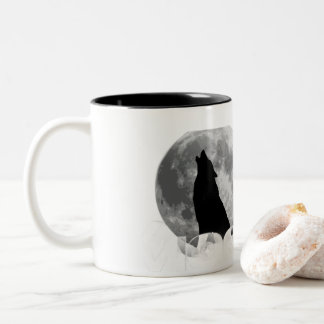 Wolf Howling at Full Moon Y2K Aesthetic Mug