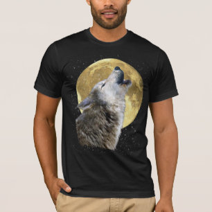 Wolf Howling at Moon in Snow Winter Wildlife Tee