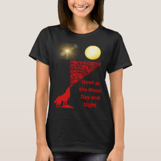 wolf howling at moon sketch T-Shirt