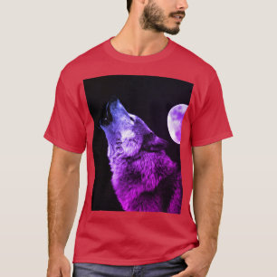 Wolf Howling at Moon T-Shirt