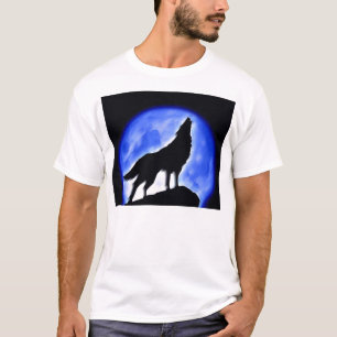 Wolf Howling at Moon T-Shirt