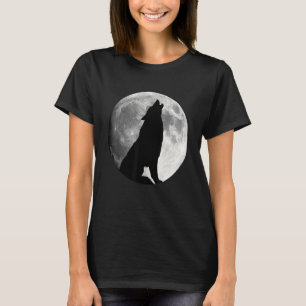 Wolf Howling At Moon Wolf T-Shirt