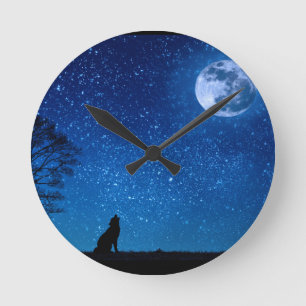 wolf moon stars round clock